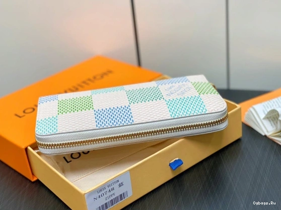 ZIPPY cm LOUIS WALLET-19.5*10.5*2.5 VUITTON 0407